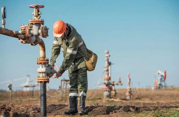 The oil pipeline system