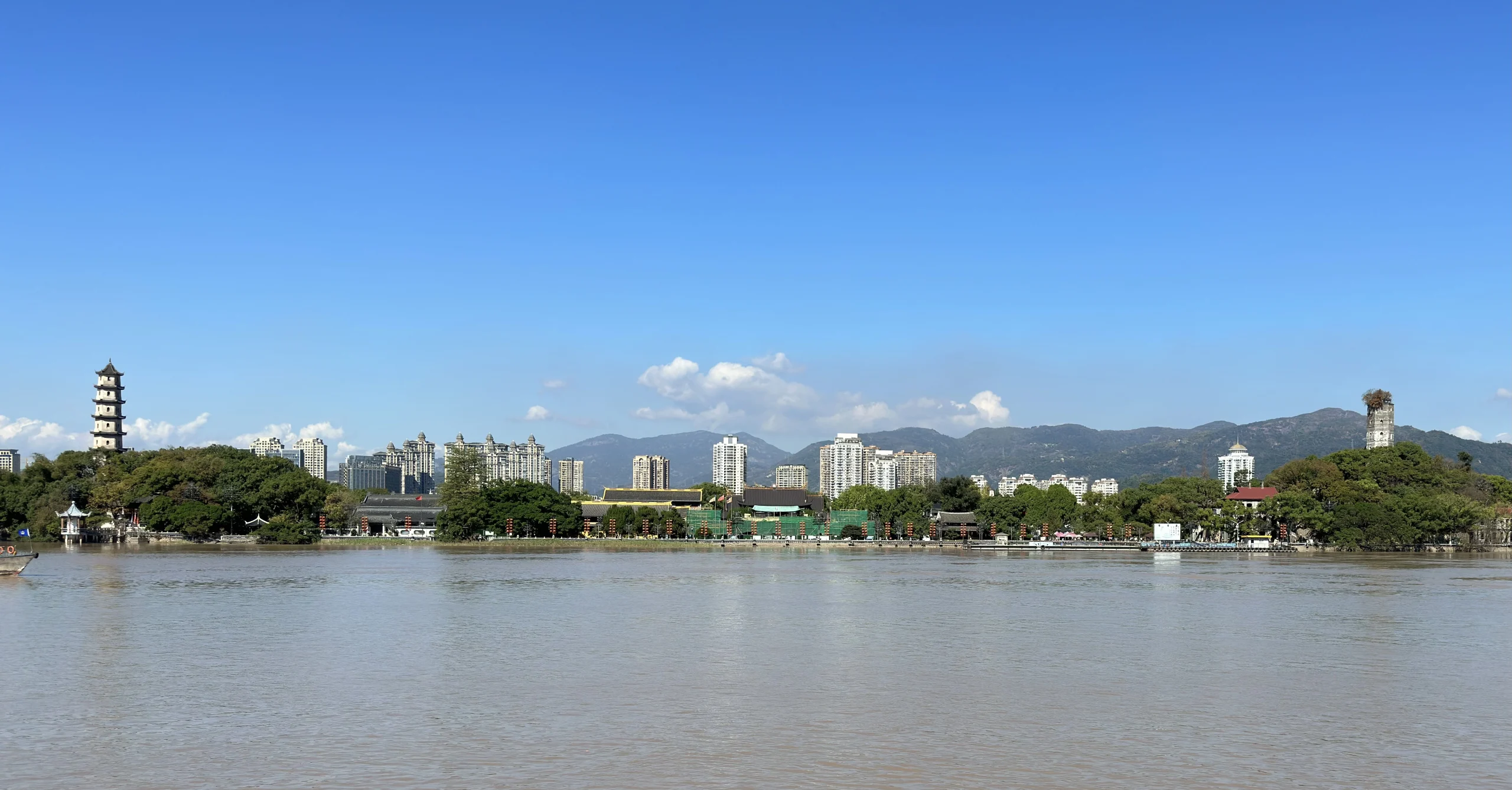 Jiangxin island , picture for holiday notice