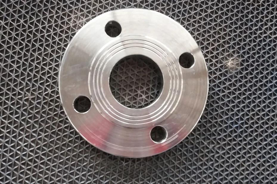 Flange in Oil and Gas - Header