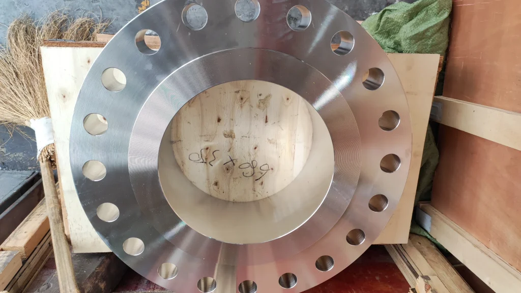 Aço inoxidável versus aço carbono: o que é melhor para tubos e conexões - CTA2 - Flange