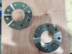 Conversão da classificação de pressão do flange SS