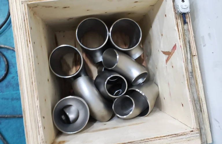 Stainless Steel 90 Degree Elbow in Stock