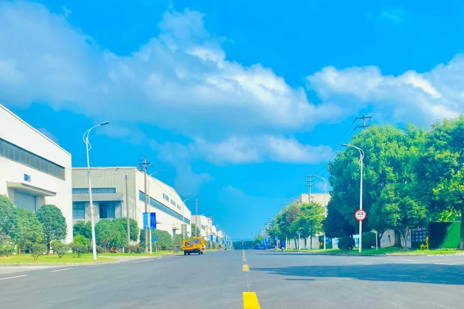 Jiuli Special Materials stainless steel pipe manufacturing plant in Huzhou, Zhejiang